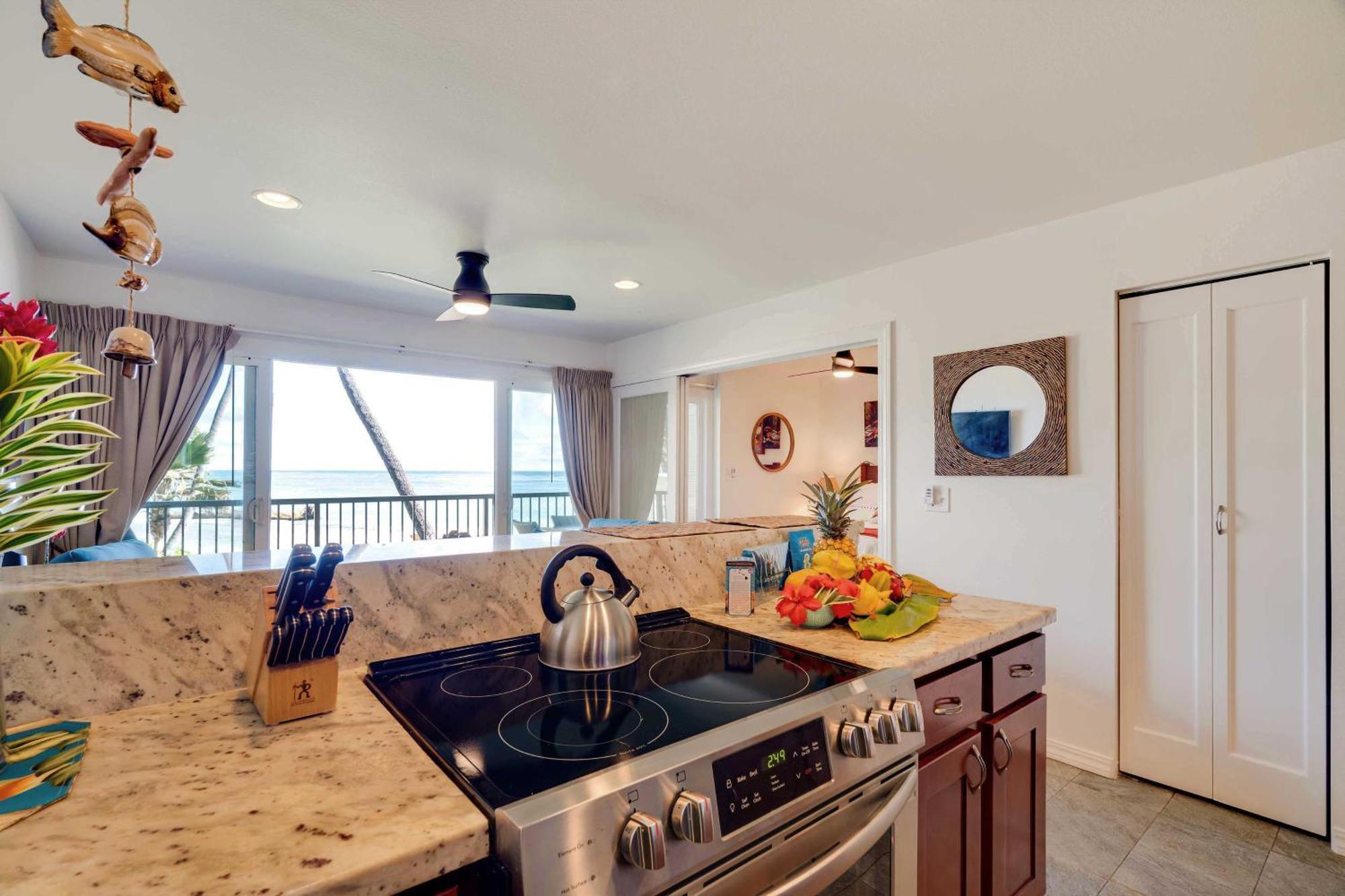 Waipouli Beachfront Condo With Balcony And Ocean Views 卡帕阿 外观 照片