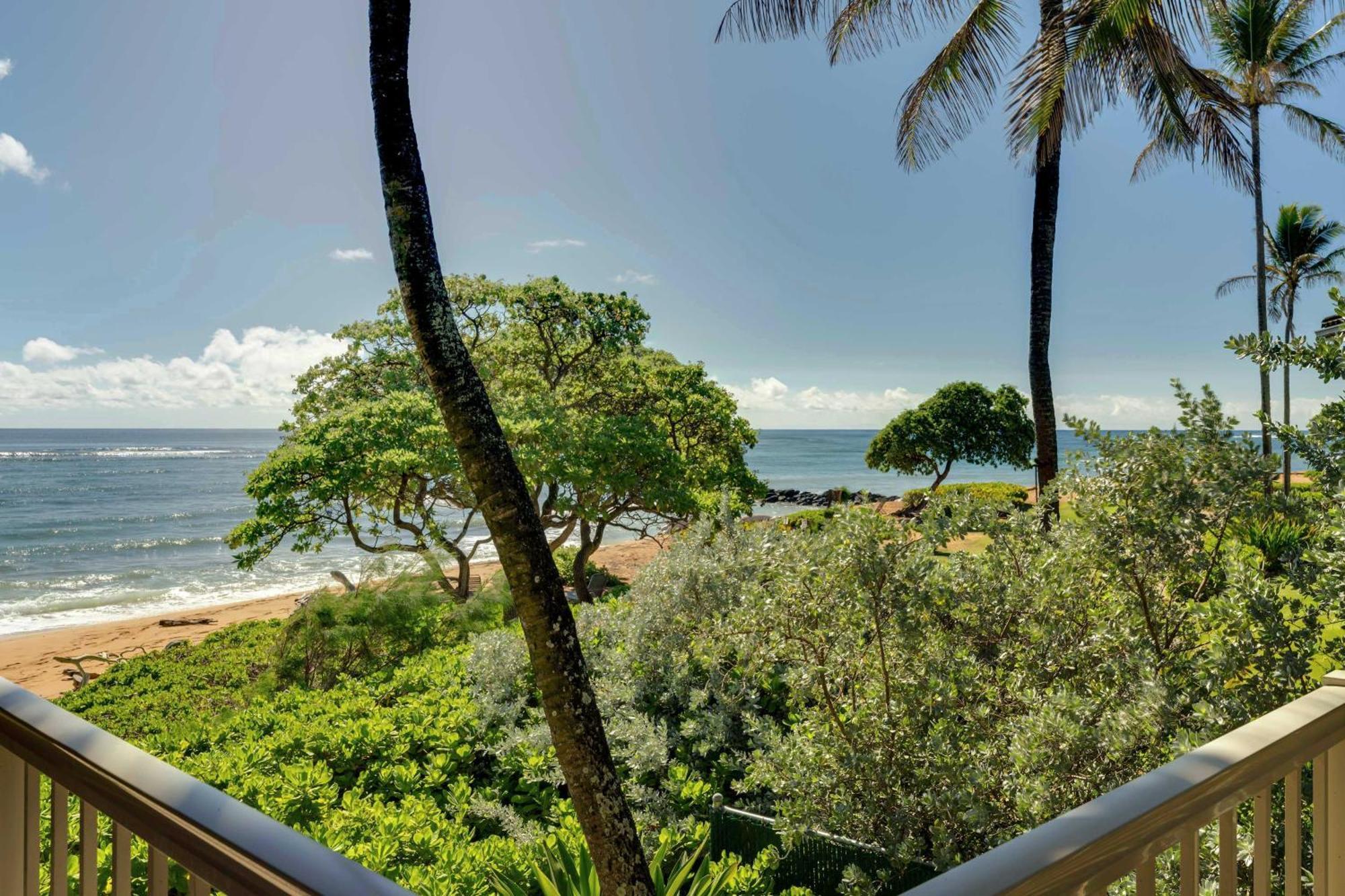 Waipouli Beachfront Condo With Balcony And Ocean Views 卡帕阿 外观 照片